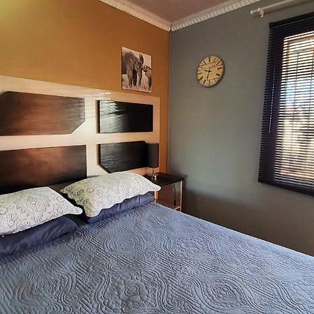 Genesis Self Catering Apartments Bloemfontein Exterior photo