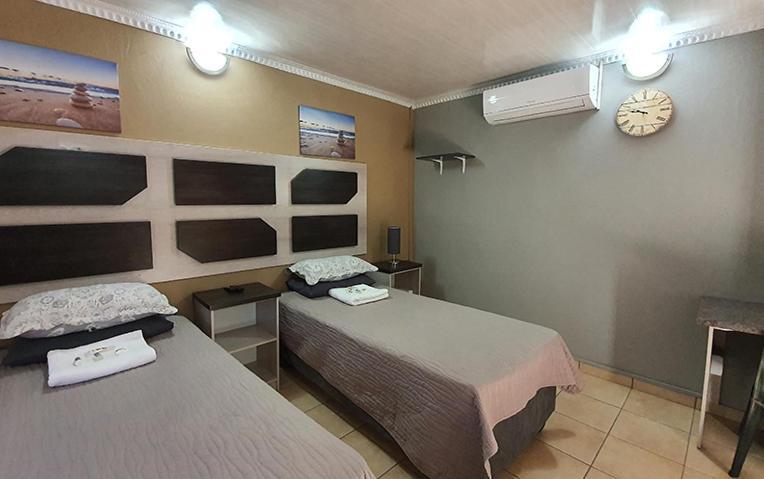 Genesis Self Catering Apartments Bloemfontein Exterior photo