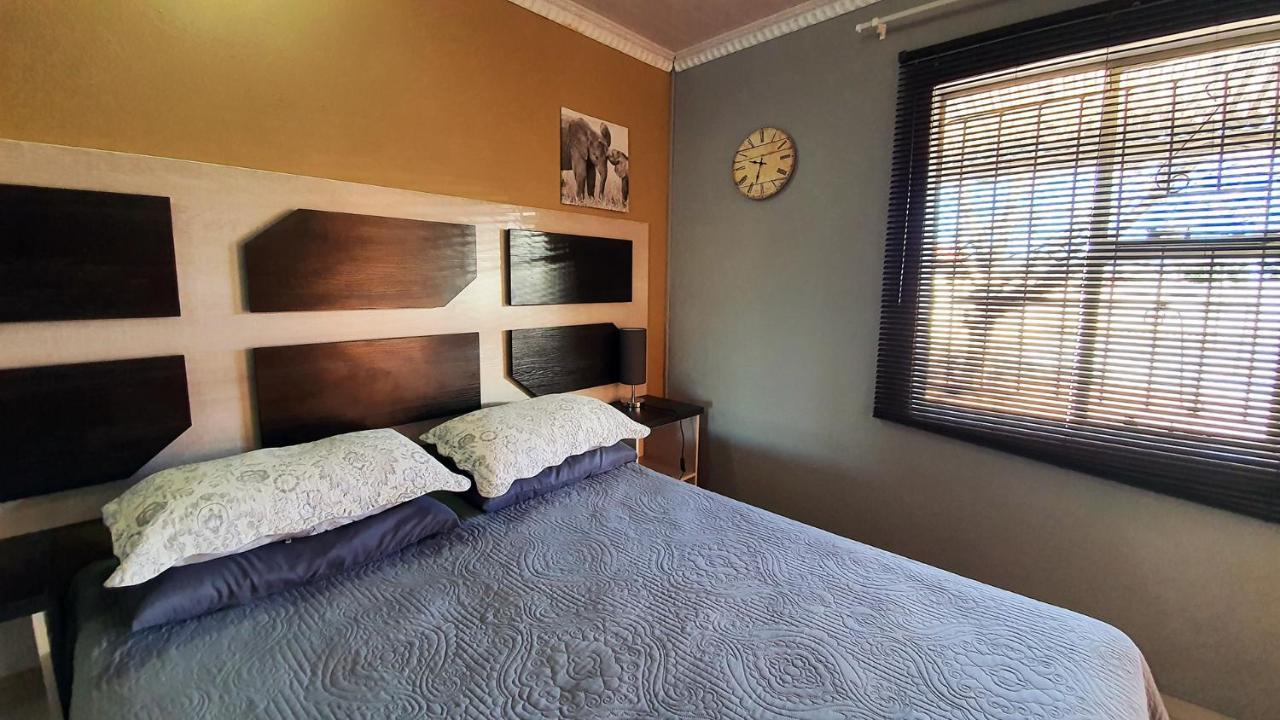 Genesis Self Catering Apartments Bloemfontein Exterior photo