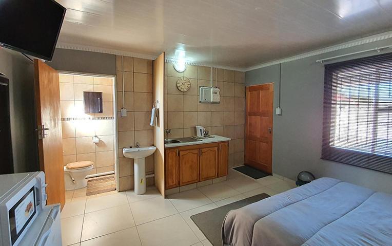 Genesis Self Catering Apartments Bloemfontein Exterior photo
